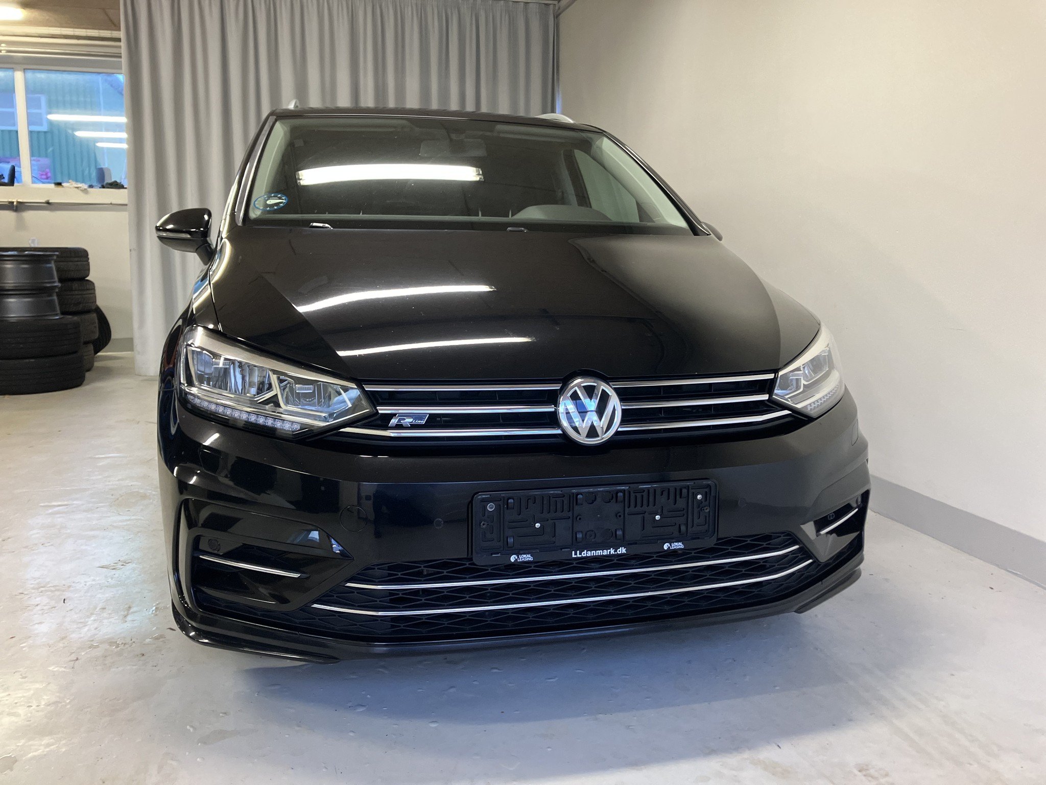 VOLKSWAGEN TOURAN 2.0 TDI DSG R-LINE